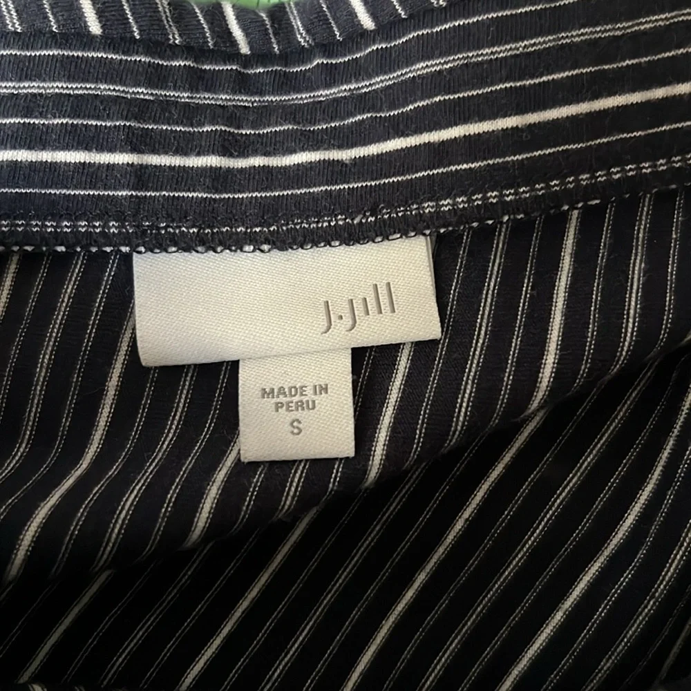 Lot of 2 -J Jill striped skirts. One is black and grey, one blue & white - Picture 4 of 5